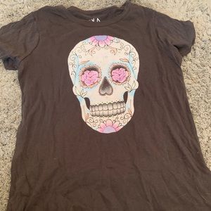 Chaser graphic tee